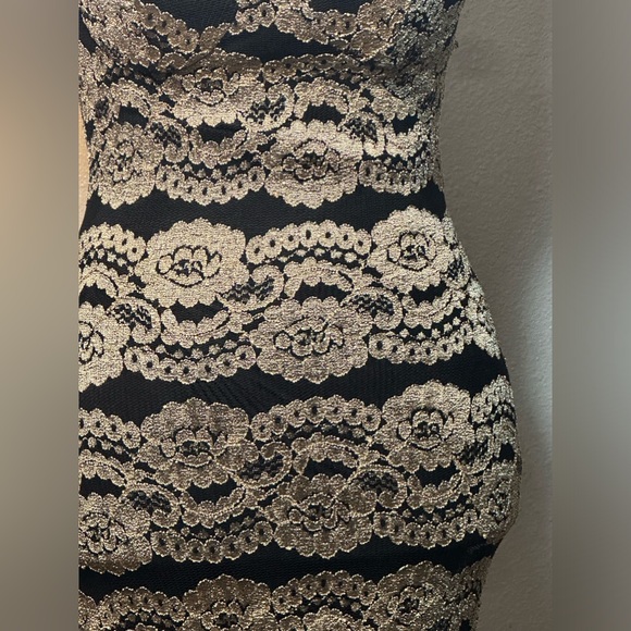 Black and gold sexy night dress size s black lace with gold floral print - Picture 11 of 16